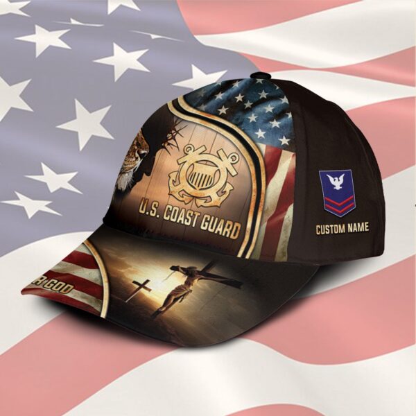 US Coast Guard, Land Of The Free, Because Of The Brave – Classic Cap Gift for Men Dad Fathers
